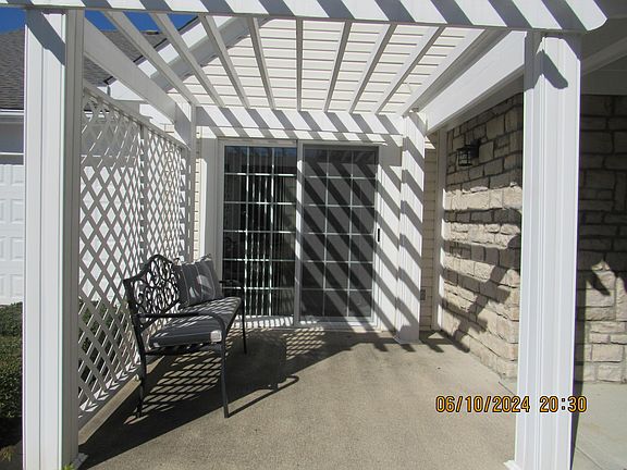 3rd image of 1283 Wilshire Ct