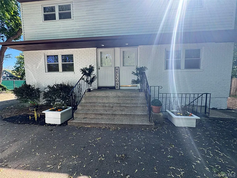 408A 7th St #B — Photo 2