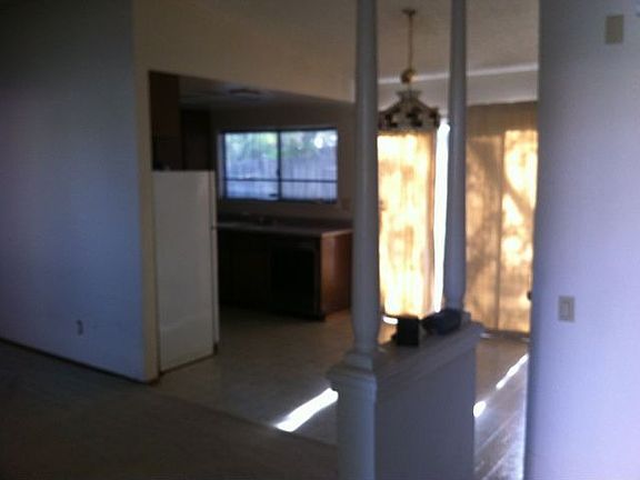 4th image of 5128 Ladefonos Ct