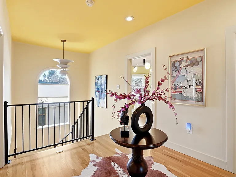 9000 Monaco St #8 — Photo 74