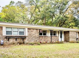4113 Beacon Ln, Mobile, AL 36693
