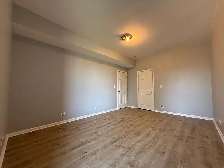 5715 S Indiana Ave #3N — Photo 9