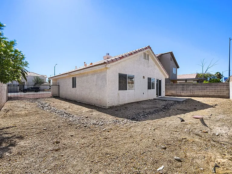 5737 Grand Entries Dr — Photo 17