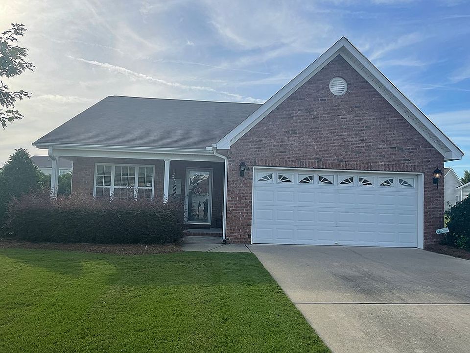 1st image of 3312 Honeysuckle Dr