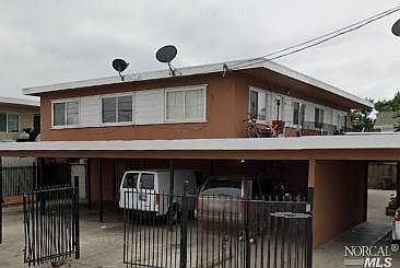 2nd image of 408 Maine Ave