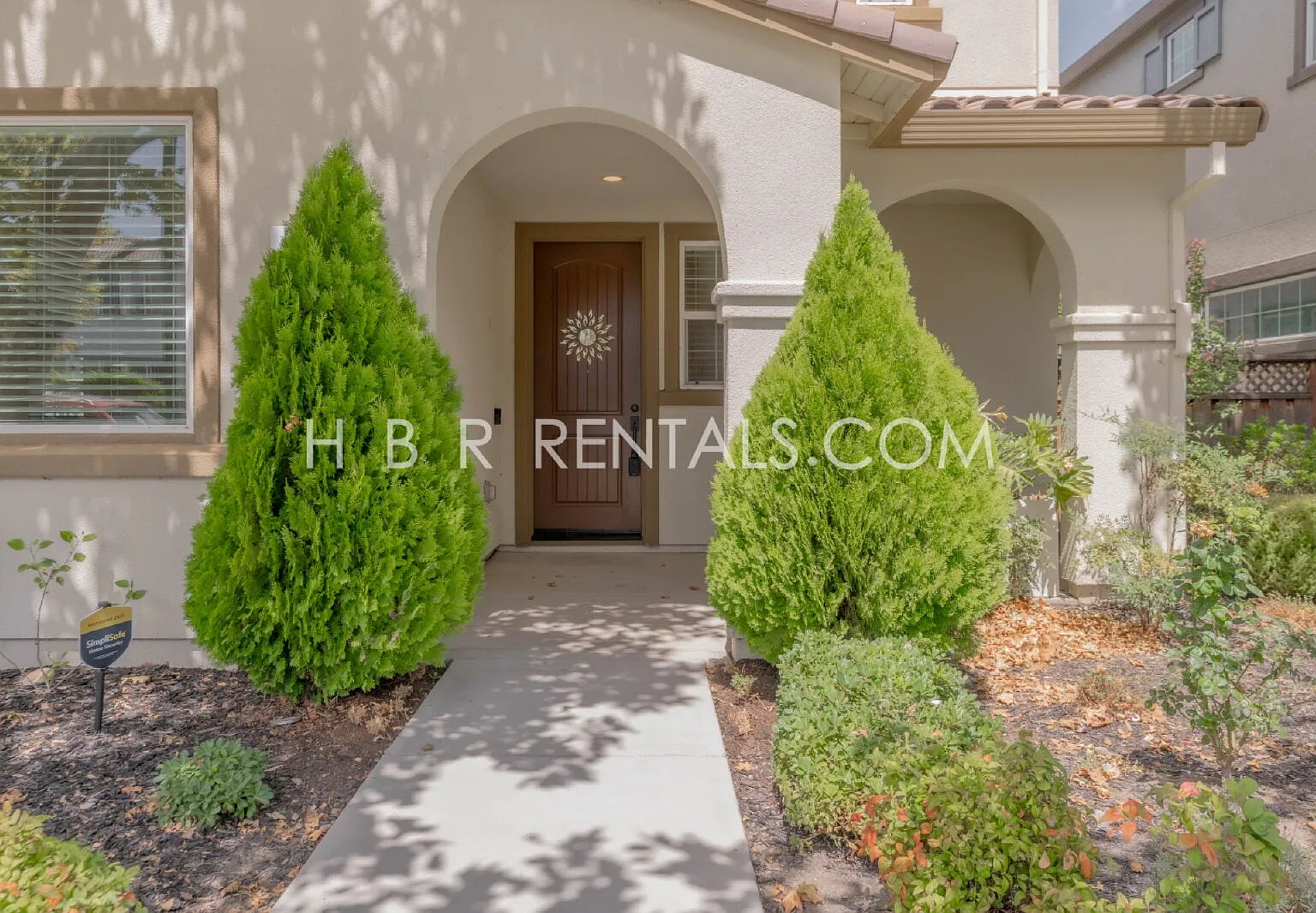 4 bed, 3.0 bath, 2100 sqft, $2,950 — Photo 3