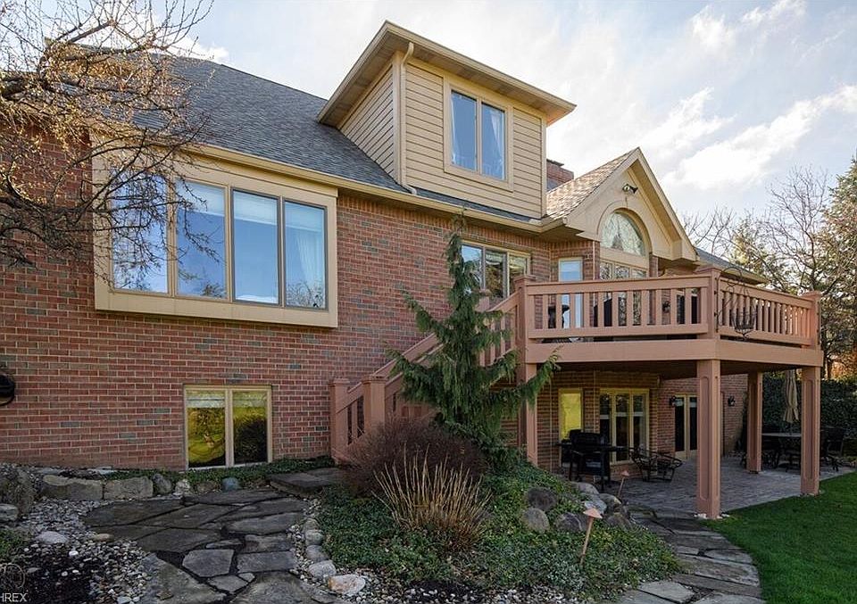 4039 Glenmoor Rd NW, Canton, OH 44718 Zillow