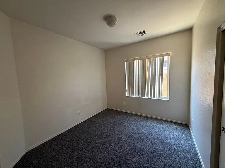9401 W Berkeley Rd — Photo 16