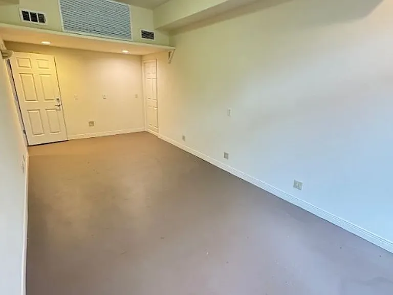 751 N Harper Ave — Photo 17