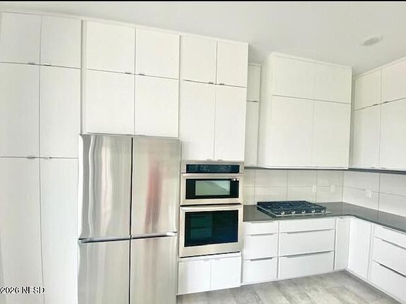 2nd image of 724 Stony Point Trl #408