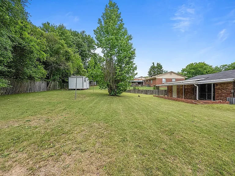 1315 Pagoda Dr — Photo 21