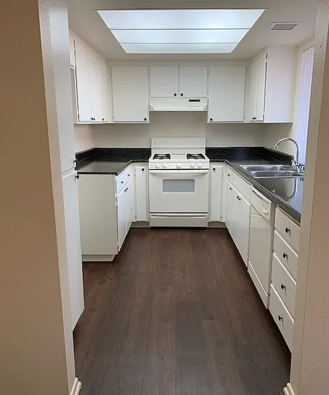 Summerwind Apartments — Photo 35