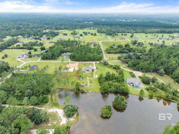 Deerfield Ct #35, Irvington, AL 36544