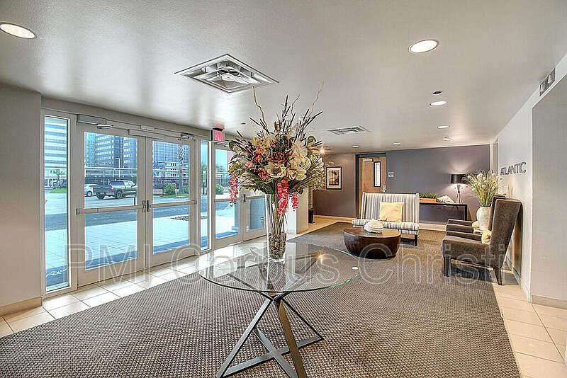 901 N Upper Broadway St Corpus Christi, TX, 78401 Apartments for Rent