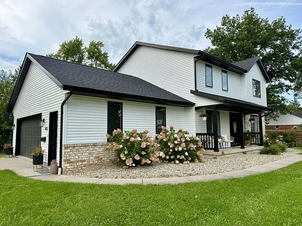 423 Oxford Dr, Bryan, OH 43506