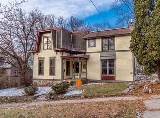 1021 Birch St, Baraboo, WI 53913