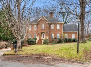 924 Ashley Glen Dr, Winston Salem, NC 27104