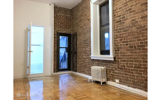 Rented by Douglas Elliman | media 24