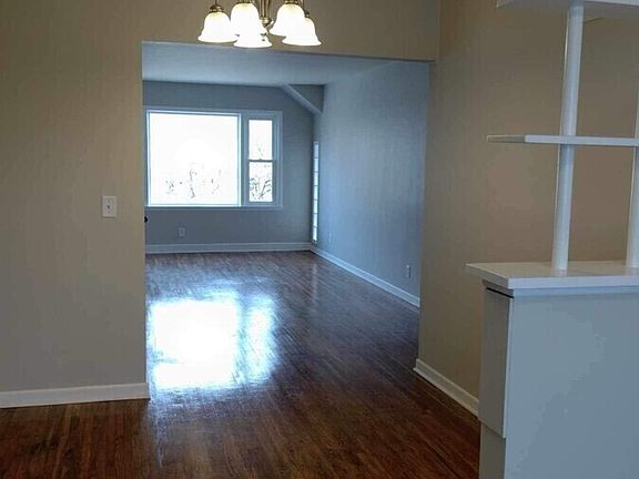 2nd image of 217 W Cass St #1E