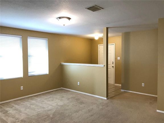 2nd image of 12884 Pearson Dr