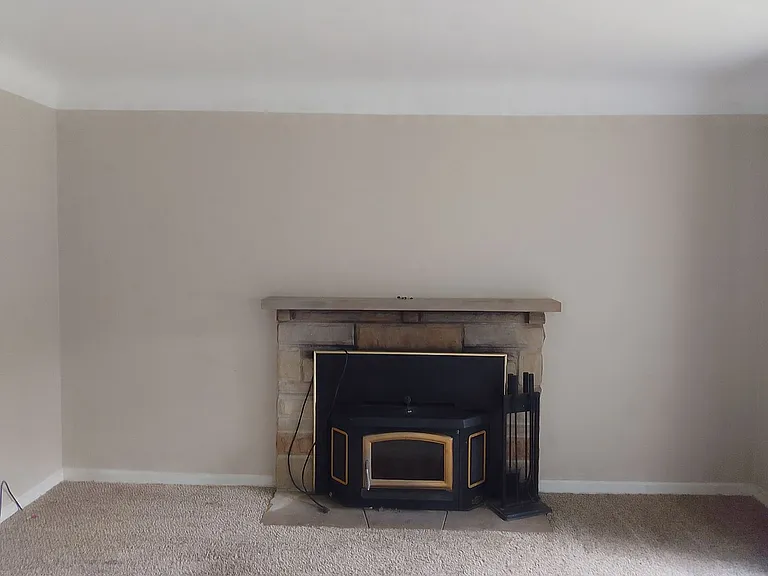1649 Som Center Rd — Photo 5