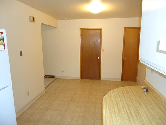 Kitchen Eating area