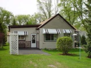 7445 E Wind Lake Rd, Wind Lake, WI 53185