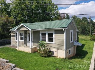 138 W Ln, Brevard, NC 28712