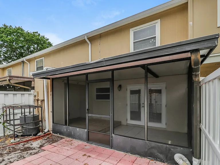 7640 Woodbridge Blvd — Photo 20