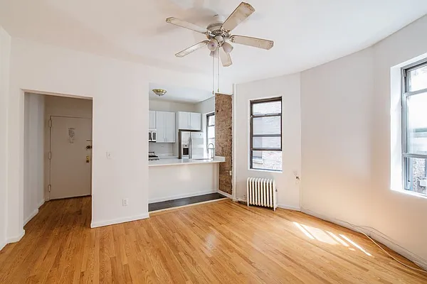 Rented by Sky Management | media 23