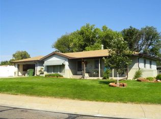 110 S Cherokee Rd, Mccook, NE 69001