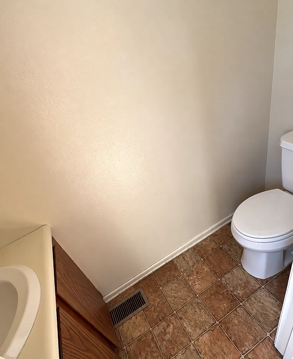 3 bed, 1.5 bath, 822 sqft, $1,225 — Photo 4