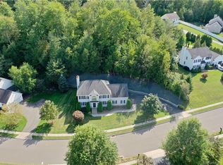 243 Congdon St E, Middletown, CT 06457