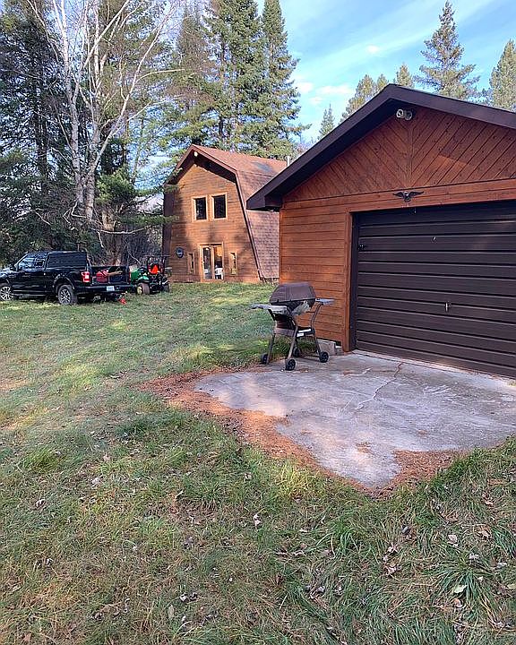 39940 Sturgeon River Rd, Chassell, MI 49916 | Zillow