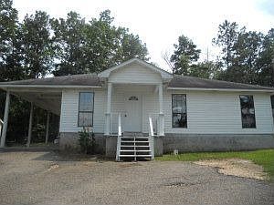 1st image of 3410 Campbell Dr