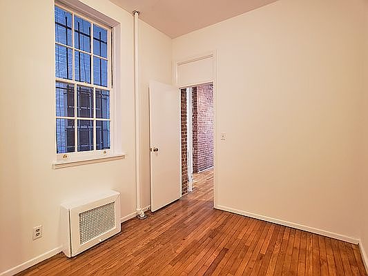 5th image of 229 E 96th St APT 1FE