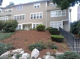 450 Rock St APT 7, Fall River, MA 02720
