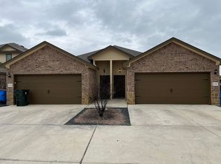 1138 Renee St, Seguin, TX 78155