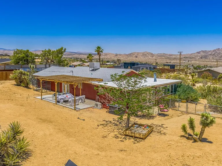 61381 Alta Mura Dr — Photo 29