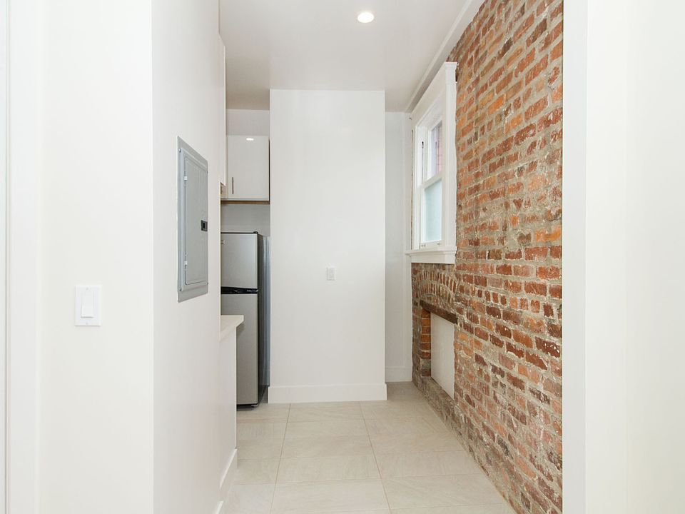 1st image of 210 Church St APT 9