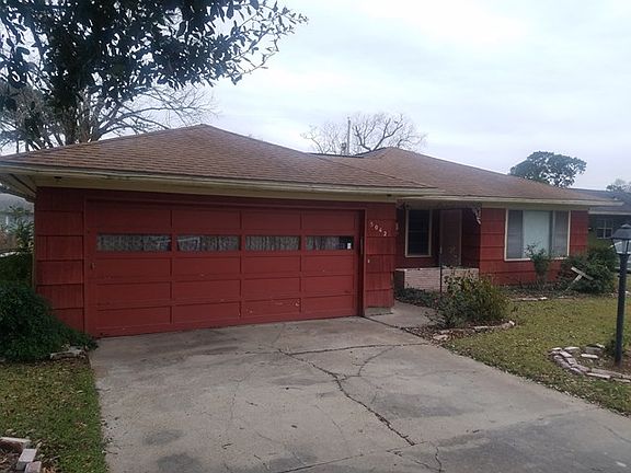 2nd image of 5042 Lakeshore Dr