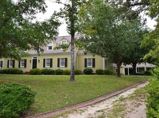 1817 Hobkirk Ct, Camden, SC 29020