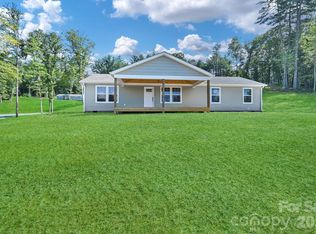 35 Rutledge Ln, Mars Hill, NC 28753