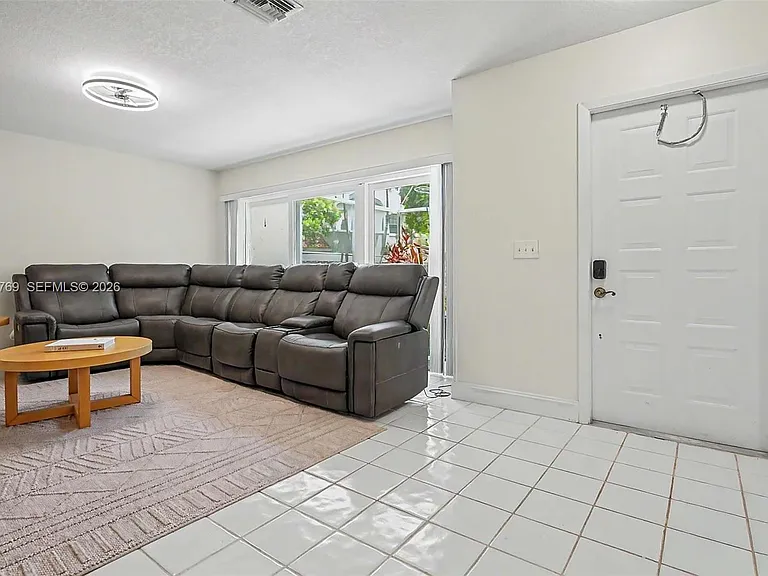 10994 Neptune Dr #10994 — Photo 5