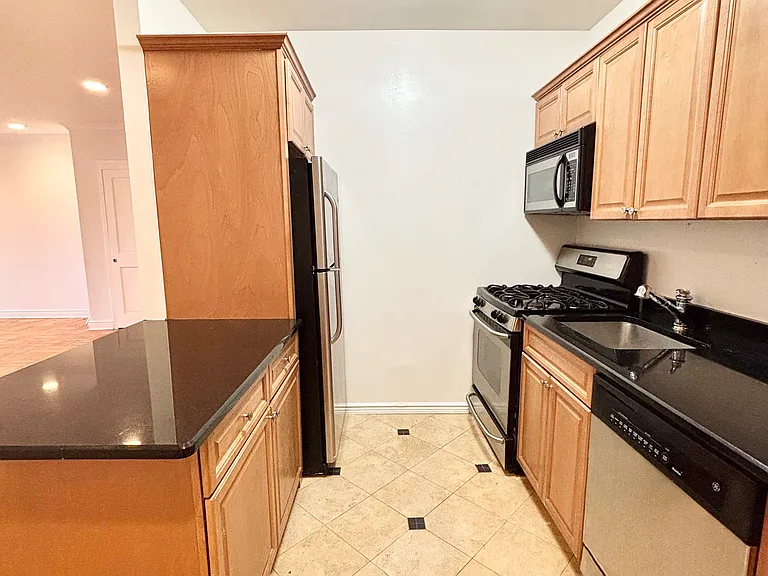 The Chalet Apartments — Photo 18