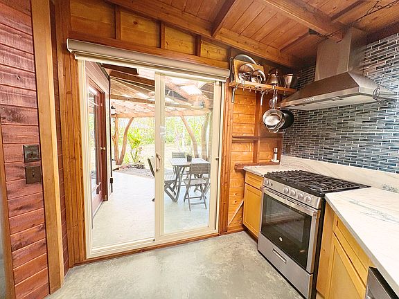 4th image of 15-1953 3rd Ave