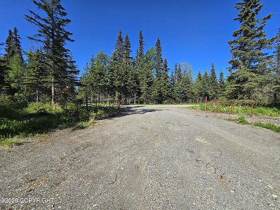 5th image of 53871 Izigan Ave