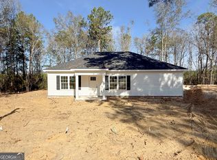 3156 Sterling Rd, Claxton, GA 30417