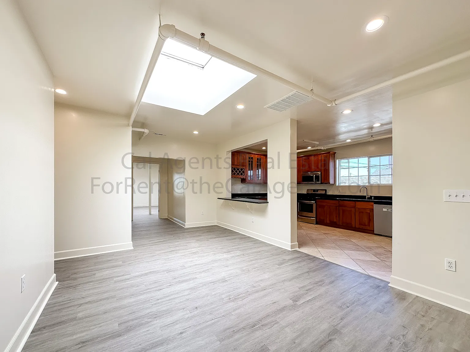 3 bed, 2000 sqft, $3,300 — Photo 4