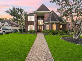 402 Lakeside Blvd, Sugar Land, TX 77478